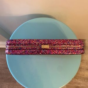 Tarte Clutch